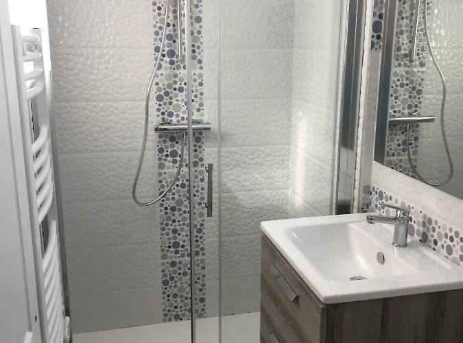 Les Balises- Babord-maisons De Bord De Avec -saint Gilles Croix De Vie - 27 Avenue Notre Dame Hébergement de vacances